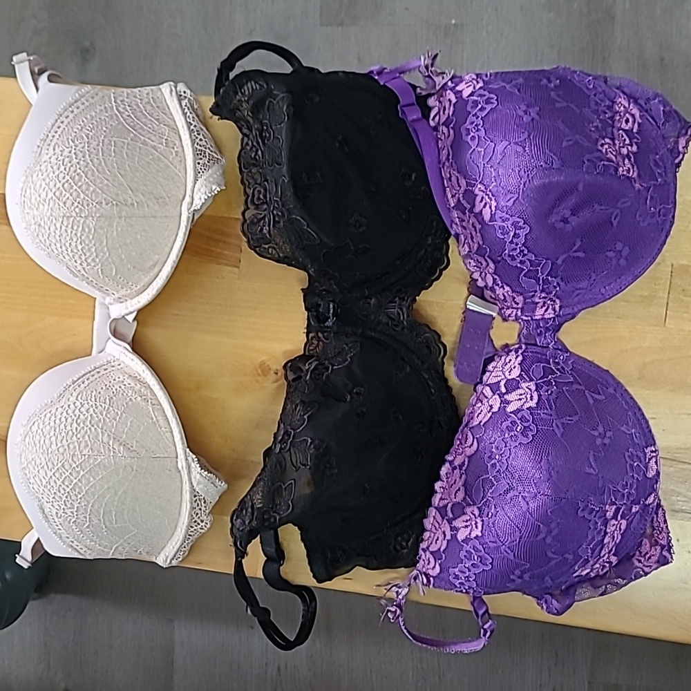 3 Bra Bundel Lace Bra Trio - Ivory, Black, and Violet